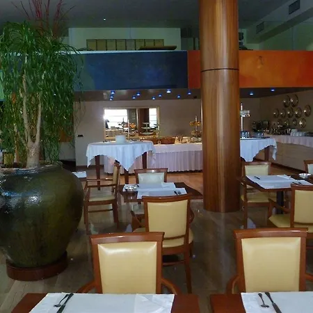 Astoria 3*