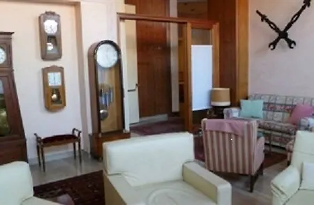فندق أستوريا غالاراته فندق غالاّراتي