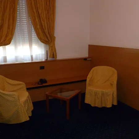 Astoria Gallarate 3*